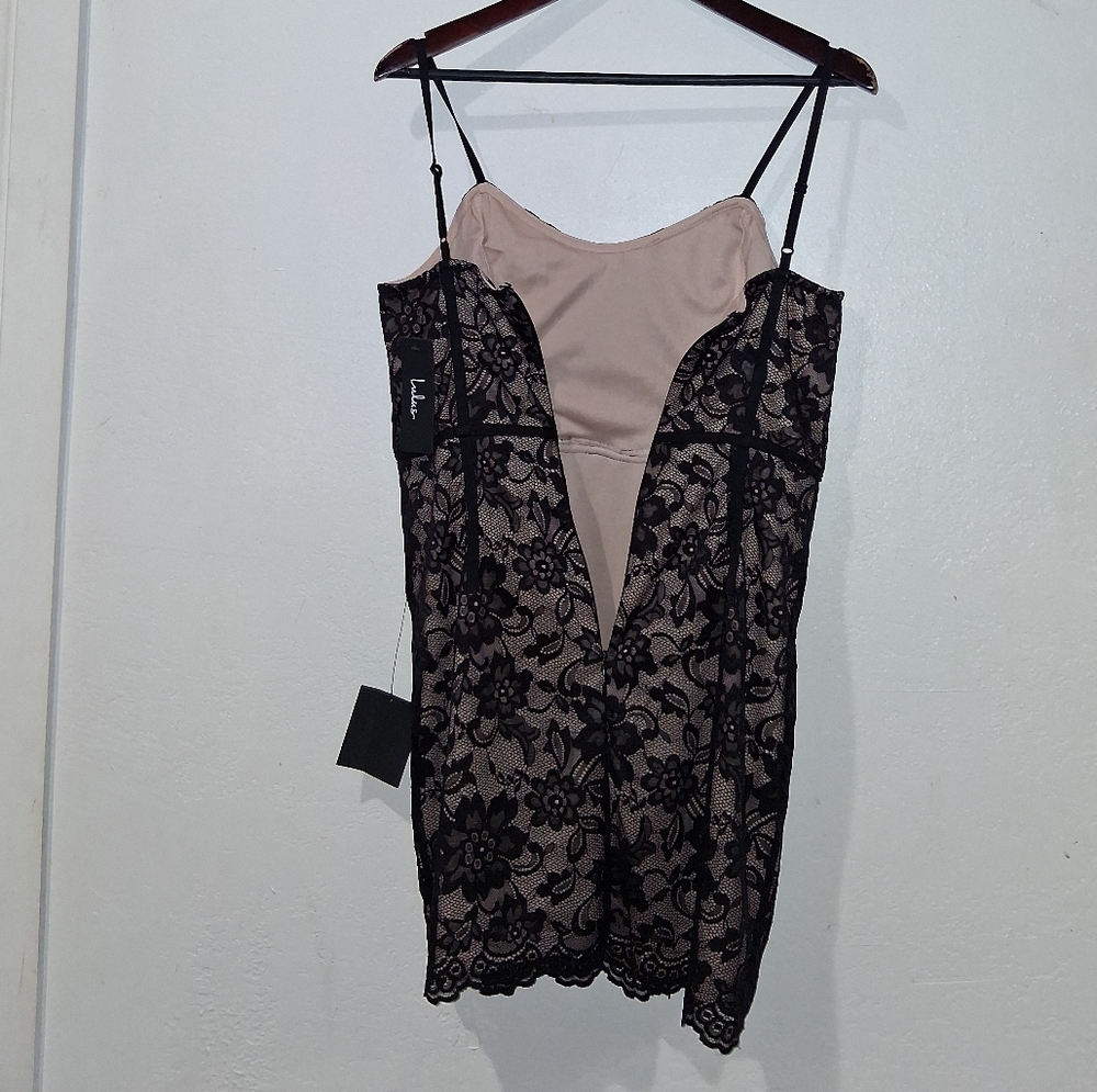 NWT LULU'S Swest Little Number Lace Mini Dress - Picture 8 of 8